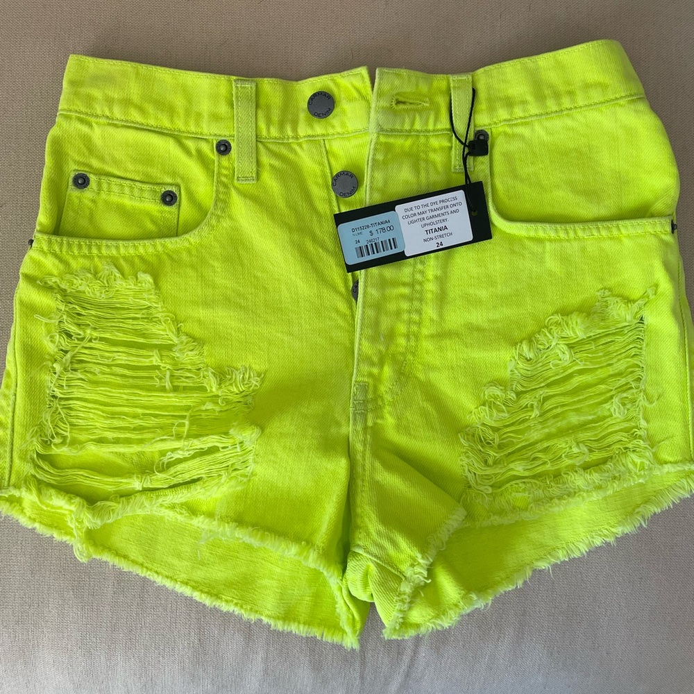 NWT CARMAR distressed denim shorts